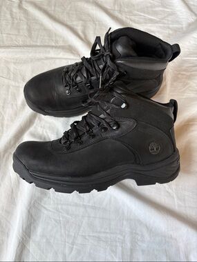 Timberland Flume Waterproof Hiking Boots Mens Size 9 Black NWOT